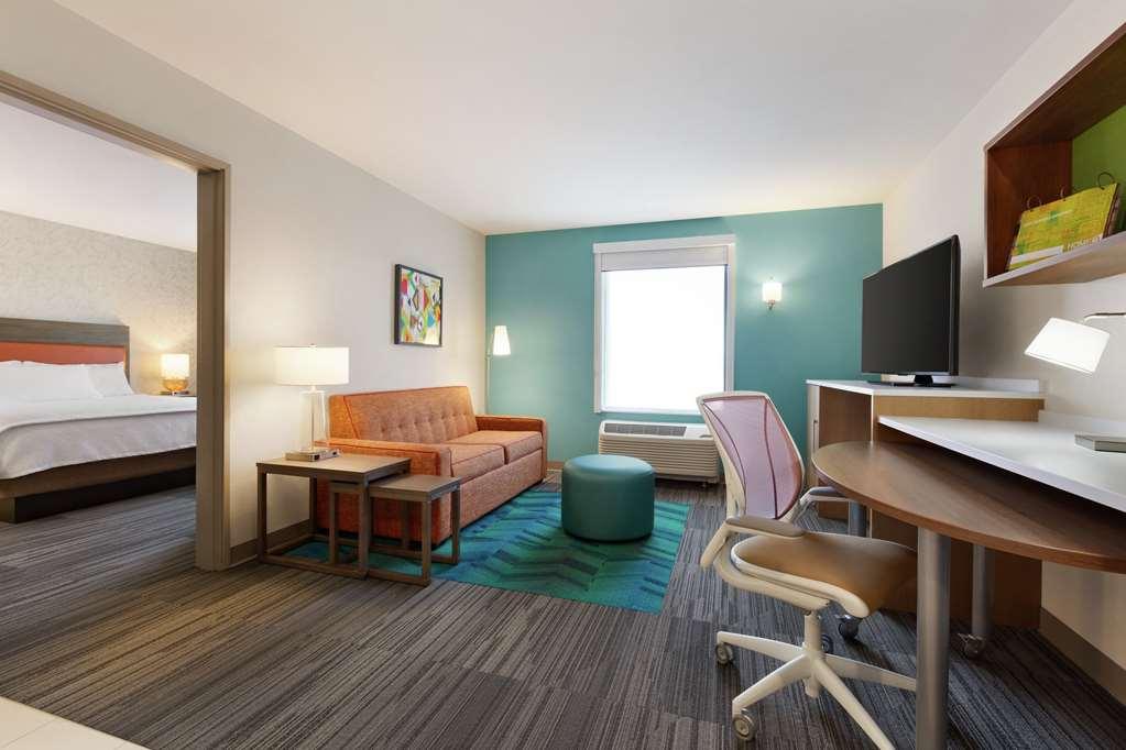 Home2 Suites By Hilton Portland Airport Room photo