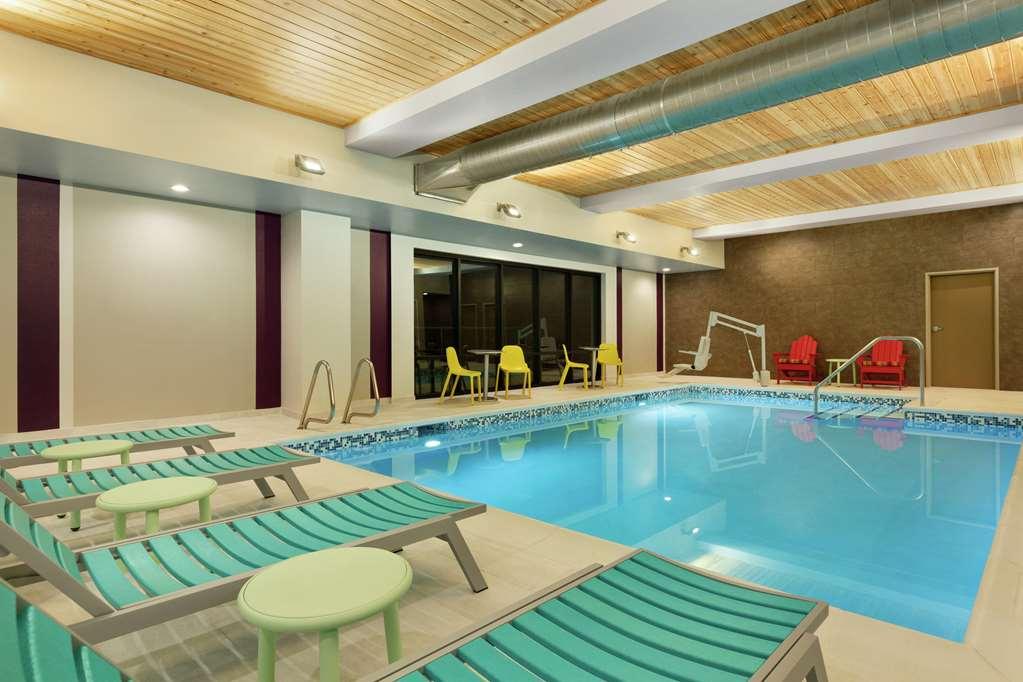 Home2 Suites By Hilton Portland Airport Facilities photo